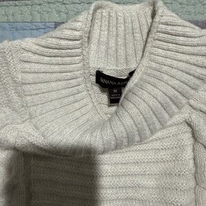 Banana Republic Cream Ribbed Sweater, Medium